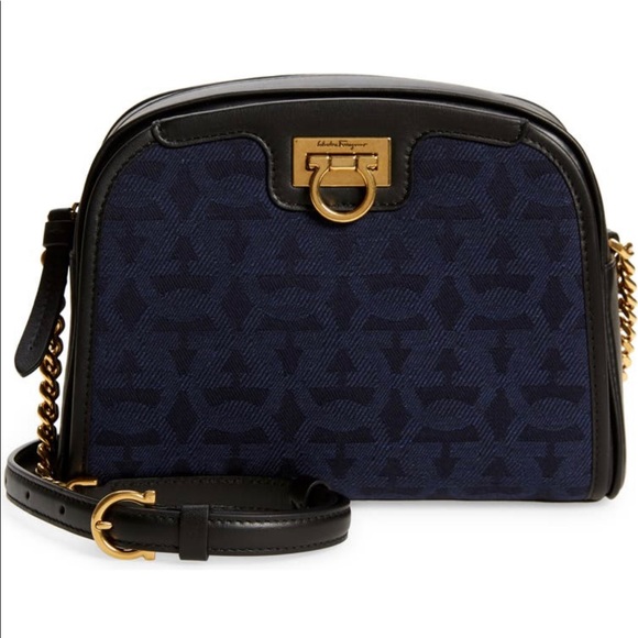 Salvatore Ferragamo NWOT ‘Trifolio’ shoulder handbag - Picture 8 of 13